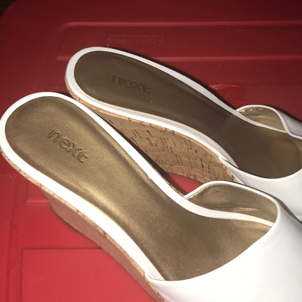 Shoes - Picture 4 of 4